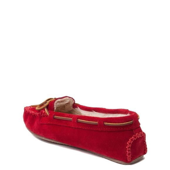 Minnetonka Women's Cally Slipper Red **Sold** - Picture 2 of 7